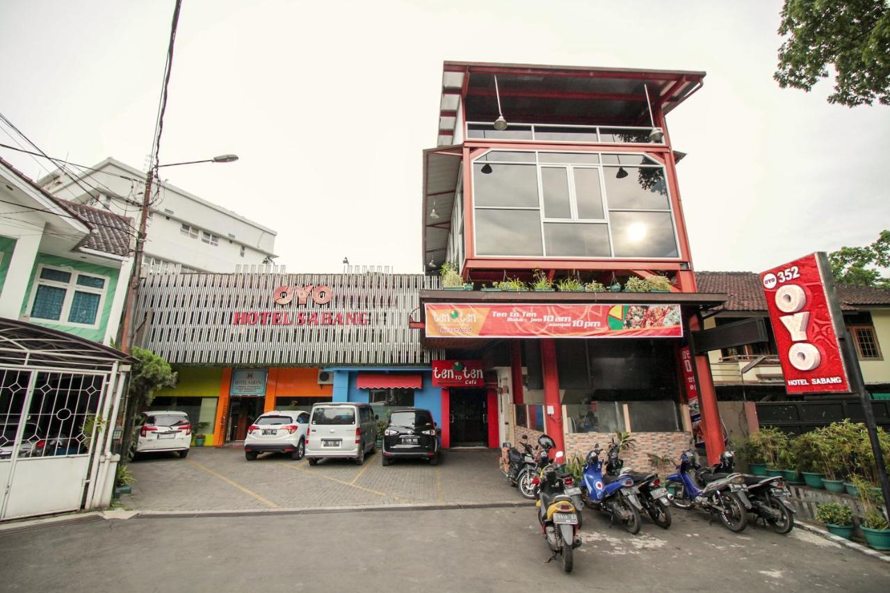 Vaccinated Staff - Oyo 352 Homestay Sabang Bandung Ngoại thất bức ảnh