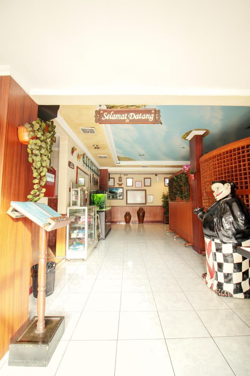 Vaccinated Staff - Oyo 352 Homestay Sabang Bandung Ngoại thất bức ảnh