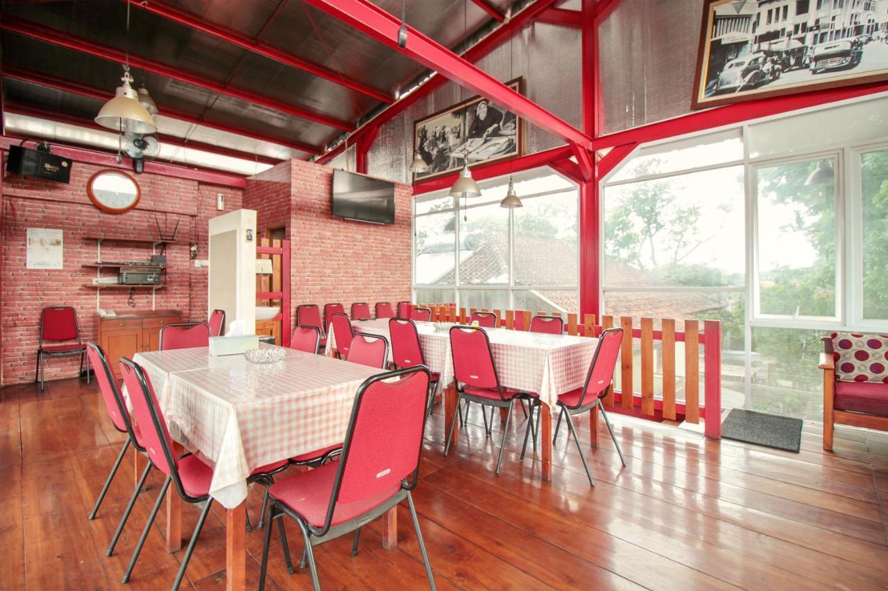Vaccinated Staff - Oyo 352 Homestay Sabang Bandung Ngoại thất bức ảnh